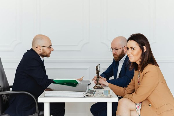 Découvrez comment avocats et notaires à toulouse soutiennent vos affaires